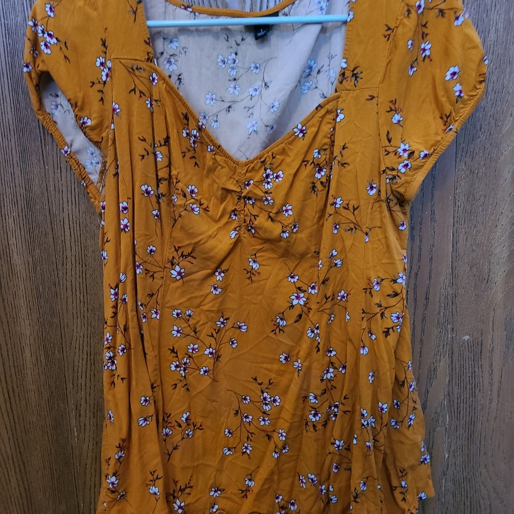 TORRID cap sleeve top